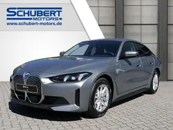 Skyscraper grau metallic Neu 2025 BMW i4 Sport Line Limousine | 58.330 € (Fairer Preis)