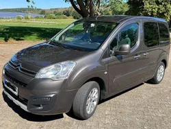 Braun Gebraucht 2017 Citroën Berlingo PureTech Van / Kleinbus | 10.500 € (Fairer Preis)