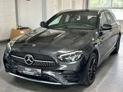Grau Gebraucht 2021 Mercedes E300 AMG Limousine | 31.290 € (Fairer Preis)