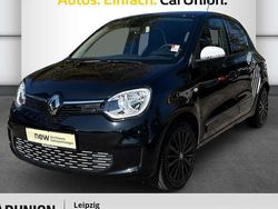 Black pearlschwarz Gebraucht 2023 Renault Twingo Techno Kleinwagen | 15.990 € (Etwas zu teuer)