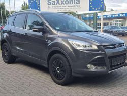 Magnetic Gebraucht 2015 Ford Kuga Titanium SUV | 11.490 € (Fairer Preis)