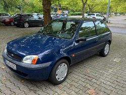 Gebraucht 2002 Ford Fiesta Kleinwagen | 600 €