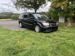 Schwarz Gebraucht 2013 Chrysler Town & Country Van | 9.750 €