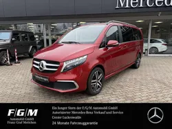 Rot Gebraucht 2023 Mercedes V300 Van / Kleinbus | 69.980 € (Etwas zu teuer)