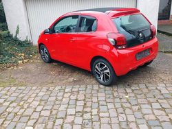 Rot Gebraucht 2016 Peugeot 108 Limousine | 4.900 € (Guter Preis)