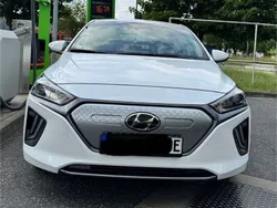 Weiß Gebraucht 2021 Hyundai Ioniq 6 Limousine | 15.500 €