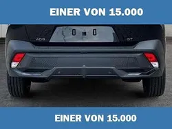 Schwarz metallic Gebraucht 2024 Peugeot 408 GT GTi | 31.760 €