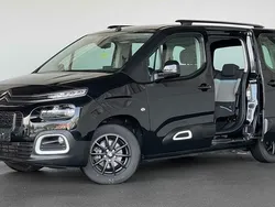 Schwarz / onyxschwarz / uni Gebraucht 2019 Citroën Berlingo Feel Van / Kleinbus | 19.950 € (Teuer)