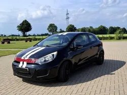 Schwarz Gebraucht 2012 Kia Rio Limousine | 6.490 € (Teuer)