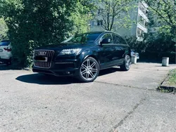 Schwarz Gebraucht 2014 Audi Q7 Ambiente SUV | 22.299 €
