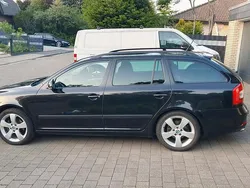 Schwarz Gebraucht 2012 Skoda Octavia Kombi | 5.799 € (Teuer)