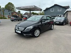 Schwarz Gebraucht 2013 Mercedes B220 Van / Kleinbus | 13.999 € (Guter Preis)