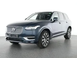 Denim blue (metallic) Gebraucht 2023 Volvo XC90 Plus SUV | 52.900 € (Fairer Preis)
