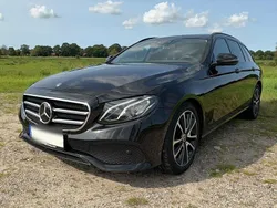 Schwarz Gebraucht 2019 Mercedes E220 Kombi | 21.000 €