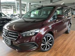 Rubellitrot Gebraucht 2023 Mercedes T180 Progressive Van / Kleinbus | 27.996 € (Fairer Preis)