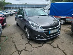 Grau Gebraucht 2018 Peugeot 208 Kleinwagen | 9.999 € (Fairer Preis)