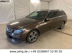 Brown metallic Gebraucht 2013 Mercedes E300 Avantgarde Kombi | 8.950 € (Fairer Preis)