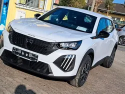 Weiß Neu 2025 Peugeot 2008 Style SUV | 19.989 € (Guter Preis)