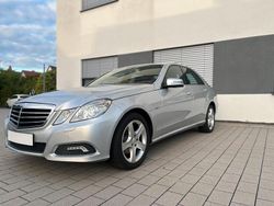Silber Gebraucht 2009 Mercedes E200 Avantgarde Limousine | 11.699 € (Fairer Preis)