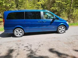 Blau Gebraucht 2011 Mercedes Viano Van / Kleinbus | 14.499 €