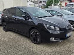 Schwarz Gebraucht 2022 Nissan Leaf Kleinwagen | 16.000 €