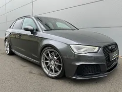Grau Gebraucht 2015 Audi RS3 Sportback Ambiente Kleinwagen | 27.990 € (Fairer Preis)