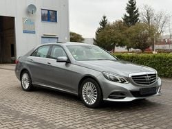 Silber Gebraucht 2014 Mercedes E300 Limousine | 14.990 € (Fairer Preis)
