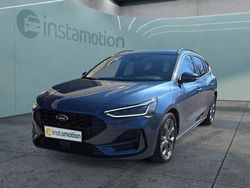 Blau Gebraucht 2023 Ford Focus ST-Line Kombi | 25.267 € (Fairer Preis)