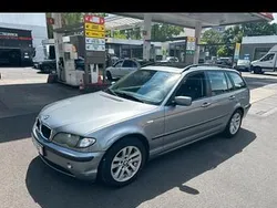Blau Gebraucht 2005 BMW 318 Exclusive Kombi | 950 € (Superpreis)