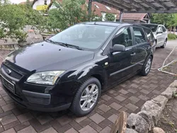 Schwarz Gebraucht 2007 Ford Focus Kombi | 1.950 € (Fairer Preis)