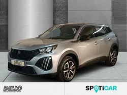 Grau Neu 2024 Peugeot 2008 Style SUV | 24.980 €