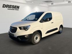 Weiss Gebraucht 2021 Opel Combo Selection Van / Kleinbus | 14.450 € (Fairer Preis)