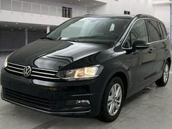 Schwarz Gebraucht 2023 VW Touran Highline Van / Kleinbus | 28.990 € (Fairer Preis)