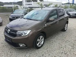 Bronze Gebraucht 2017 Dacia Sandero Comfort Kleinwagen | 5.800 € (Fairer Preis)