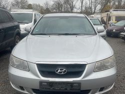 Silber Gebraucht 2006 Hyundai Sonata Limousine | 1.900 €