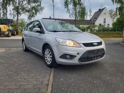 Silber Gebraucht 2010 Ford Focus Style Kombi | 1.690 € (Superpreis)