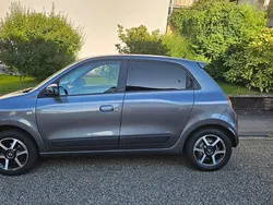 Grau Gebraucht 2018 Renault Twingo Kleinwagen | 7.200 € (Guter Preis)