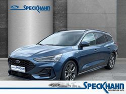 Blau Gebraucht 2024 Ford Focus ST-Line Limousine | 29.990 €