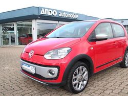 Tornadorot Gebraucht 2014 VW up! Kleinwagen | 8.900 € (Etwas zu teuer)