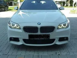 Weiß Gebraucht 2013 BMW 530 M Sport Kombi | 14.800 € (Fairer Preis)