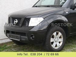 Schwarz Gebraucht 2005 Nissan Pathfinder SE SUV | 3.999 € (Guter Preis)