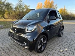 Schwarz Gebraucht 2018 Smart ForTwo Cabrio Basis Cabrio | 9.600 € (Guter Preis)