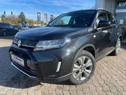 Schwarz Neu 2024 Suzuki Vitara Comfort SUV | 27.490 € (Fairer Preis)