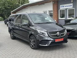 Grau Gebraucht 2021 Mercedes V300 AMG Van / Kleinbus | 64.880 € (Teuer)