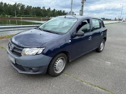 Blau Gebraucht 2014 Dacia Sandero Kleinwagen | 2.800 € (Superpreis)
