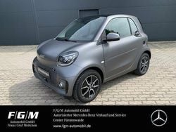 Titania grey (matt) Gebraucht 2024 Smart ForTwo Electric Drive Exclusive Coupé | 16.470 € (Guter Preis)