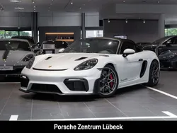 Weiß Gebraucht 2024 Porsche 718 Spyder Cabrio | 168.890 € (Superpreis)
