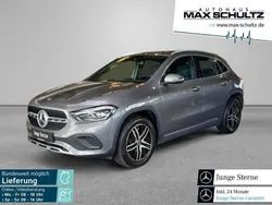 Metalliclack mountaingrau Gebraucht 2022 Mercedes GLA200 Progressive SUV | 33.800 € (Fairer Preis)