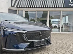 Schwarz Neu 2025 Mazda 6e Takumi-Line Limousine | 40.990 €