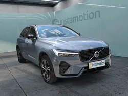 Grau Gebraucht 2022 Volvo XC60 R-Design SUV | 40.790 € (Guter Preis)